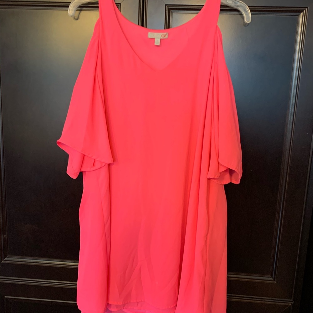 Cold shoulder top